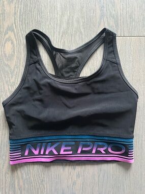 Nike Pro - Black Sports Bra - S